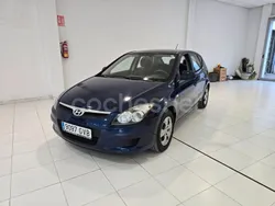 Azul Usado 2010 Hyundai i30 Comfort Berlina | 8990 € (Caro)