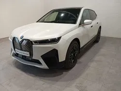 Blanco Nuevo 2025 BMW iX Comfort Edition SUV | 69.890 € (Precio justo)