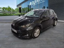 Negro Usado 2021 Toyota Yaris Hybrid Business Edition Utilitario | 17.800 € (Precio justo)