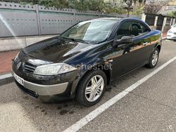 Negro Usado 2004 Renault Mégane Cabriolet Privilege Descapotable | 3300 € (Precio justo)