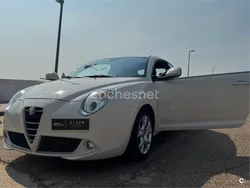 Blanco Usado 2012 Alfa Romeo MiTo Distinctive Utilitario | 5000 € (Precio justo)