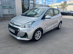 Gris / plata Usado 2017 Hyundai i10 Utilitario | 6980 € (Precio justo)