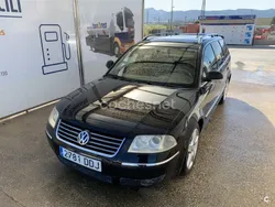 Negro Usado 2004 VW Passat Highline Familiar | 3700 € (Precio justo)