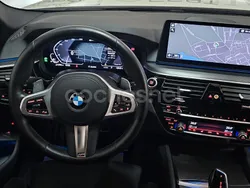 Blanco Usado 2021 BMW 530 M Sport Familiar | 38.500 € (Precio justo)