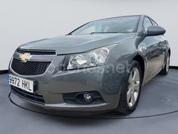 Gris / plata Usado 2011 Chevrolet Cruze LTZ Berlina | 7990 € (Caro)