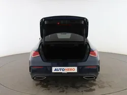 Azul Usado 2020 Mercedes CLA250 AMG line Berlina | 30.599 € (Precio justo)