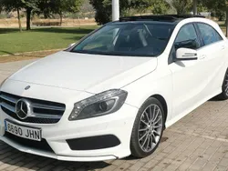 Blanco Usado 2015 Mercedes A200 AMG line Berlina | 17.999 € (Precio justo)