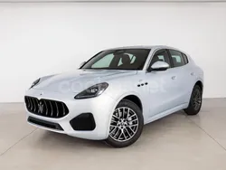 Gris / plata Nuevo 2025 Maserati Grecale GT SUV | 79.900 € (Super precio)