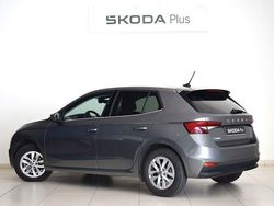 Gris Usado 2024 Skoda Fabia Selection Utilitario | 18.490 € (Buen precio)