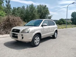 Gris / plata Usado 2009 Hyundai Tucson Comfort SUV | 5499 € (Precio justo)