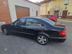 Negro Usado 2003 Mercedes E220 Elegance Berlina | 10.000 € (Caro)