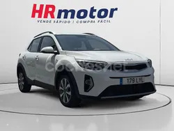 Blanco Usado 2022 Kia Stonic SUV | 15.120 € (Precio justo)