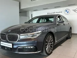 Gris / plata Usado 2018 BMW 750 Comfort Edition Berlina | 45.900 €