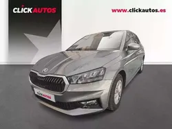 Gris Usado 2025 Skoda Fabia Selection Utilitario | 15.350 € (Super precio)