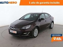 Marrón Usado 2014 Opel Astra Excellence Berlina | 7999 € (Buen precio)