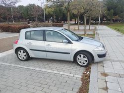 Gris / plata Usado 2003 Renault Mégane II Expression Berlina | 2400 € (Precio justo)