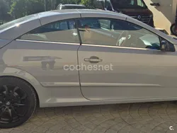 Gris / plata Usado 2007 Opel Astra Cabriolet Enjoy Descapotable | 10.000 €
