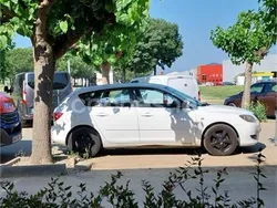 Blanco Usado 2004 Mazda 3 Active Berlina | 3100 € (Precio justo)