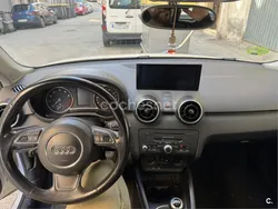 Blanco Usado 2011 Audi A1 Attraction Utilitario | 6700 € (Caro)