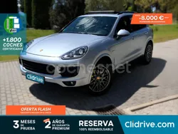 Gris / plata Usado 2017 Porsche Cayenne S E-Hybrid Platinum Edition SUV | 34.490 € (Super precio)