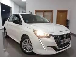 Blanco Usado 2022 Peugeot 208 Active Utilitario | 13.900 € (Precio justo)
