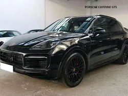 Negro Usado 2021 Porsche Cayenne GTS SUV | 79.990 €