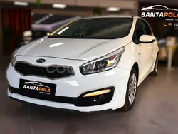 Blanco Usado 2015 Kia Ceed Berlina | 11.999 € (Un poco caro)
