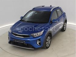 Azul Usado 2024 Kia Stonic SUV | 20.209 € (Un poco caro)