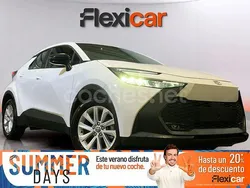 Blanco Usado 2025 Toyota C-HR Active SUV | 29.990 € (Precio justo)