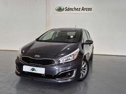 Gris Usado 2015 Kia Ceed Berlina | 11.400 € (Precio justo)