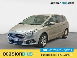 Gris Usado 2015 Ford S-MAX Titanium Monovolumen | 15.500 € (Precio justo)