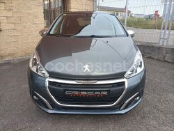 Gris / plata Usado 2017 Peugeot 208 Style Utilitario | 9700 € (Un poco caro)
