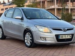 Gris / plata Usado 2007 Hyundai i30 Style Berlina | 3350 € (Precio justo)