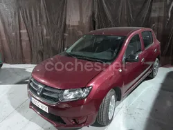 Granate Usado 2014 Dacia Sandero Ambiance Utilitario | 6350 € (Precio justo)