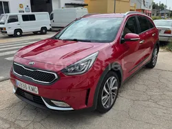 Granate Usado 2018 Kia Niro SUV | 15.900 € (Precio justo)