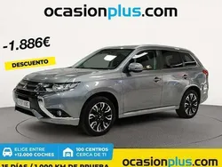 Gris Usado 2017 Mitsubishi Outlander P-HEV SUV | 18.864 € (Buen precio)