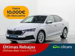Blanco Usado 2020 Skoda Octavia Ambition Berlina | 17.990 € (Precio justo)