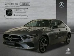 Gris montaña Usado 2023 Mercedes A250 Progressive Berlina | 33.990 € (Buen precio)