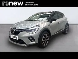 Gris Usado 2023 Renault Captur Techno SUV | 19.900 € (Un poco caro)