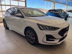Blanco Usado 2023 Ford Focus ST-Line Berlina | 19.423 € (Super precio)