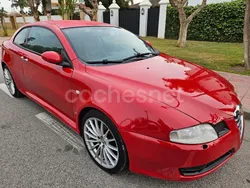 Rojo Usado 2006 Alfa Romeo GT Distinctive Coupe | 4490 € (Buen precio)