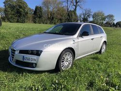 Gris / plata Usado 2006 Alfa Romeo 159 Distinctive Familiar | 7997 €