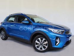 Azul Usado 2023 Kia Stonic SUV | 17.340 € (Precio justo)