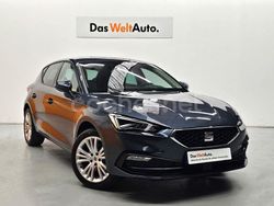 Gris / plata Usado 2024 Seat Leon Style Berlina | 22.500 € (Buen precio)