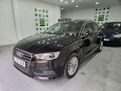 Negro Usado 2015 Audi A3 Attraction Berlina | 12.990 € (Buen precio)