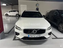 Blanco Usado 2020 Volvo V60 R-Design Familiar | 35.500 € (Caro)