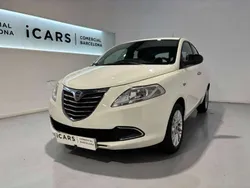 Blanco Usado 2014 Lancia Ypsilon Gold Utilitario | 5990 € (Buen precio)