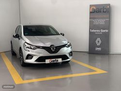 Gris Usado 2023 Renault Clio V Techno Berlina | 18.500 € (Caro)