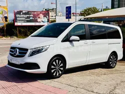 Blanco Usado 2022 Mercedes V250 Avantgarde Monovolumen | 35.990 € (Precio justo)