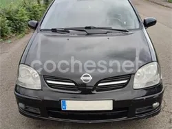 Negro Usado 2003 Nissan Almera Tino Tekna Monovolumen | 1600 €